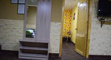 Улучшенный четырехместный номер в Гостинице Guest House on Pirogova st.